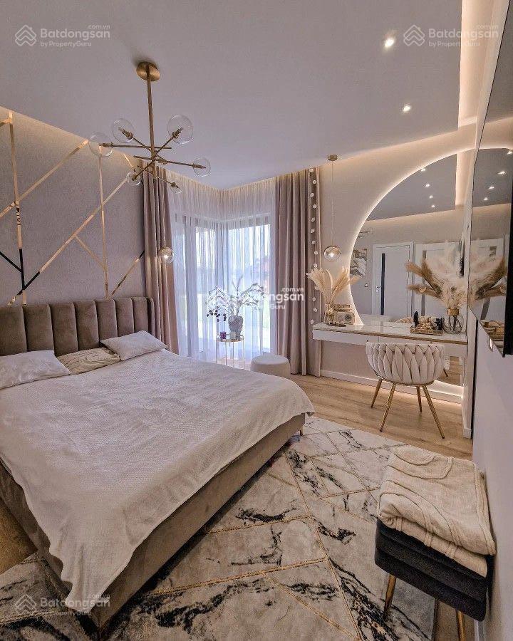 Cần cho thuê chung cư the harmona trương công định 80m 2pn 2wc. giá 12tr/th.  0939 271 ***