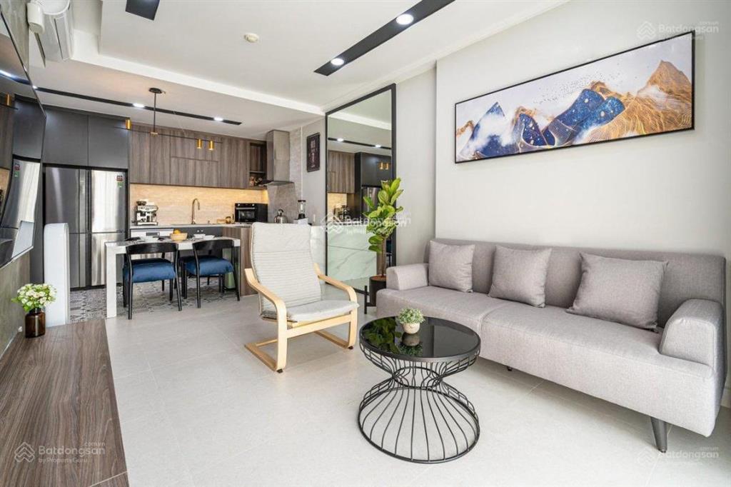 Cần cho thuê chung cư golden masion phú nhuận. 75m2, 2pn 2wc. giá 15tr/th.  0939 271 *** (tài)