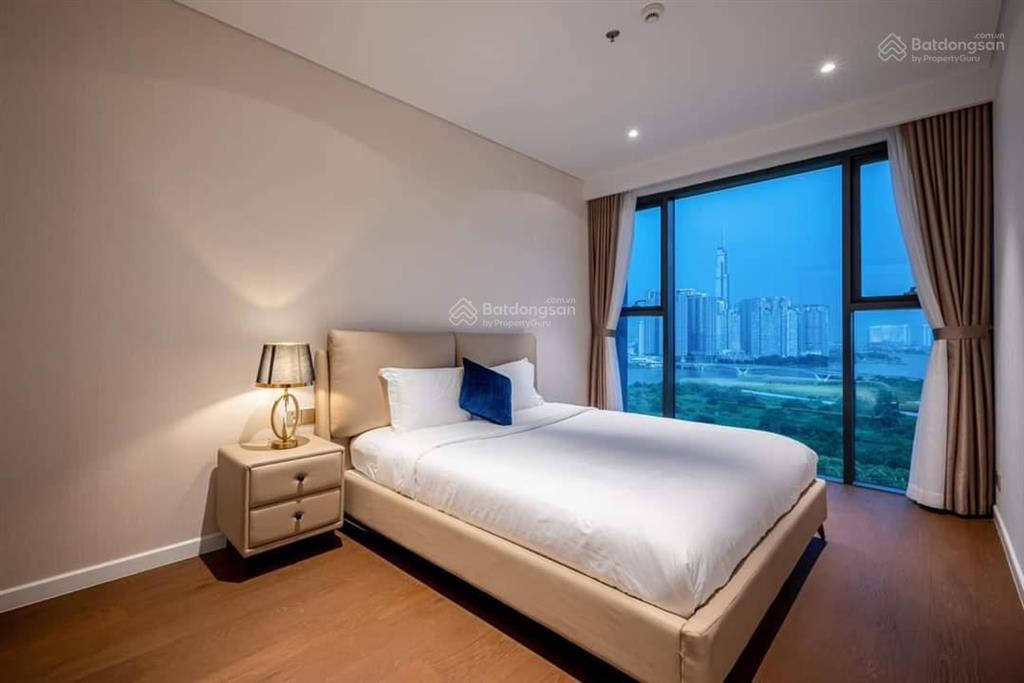 Cho thuê cc the everrich i, quận 11. dt 117 m2, 2pn, 2wc, giá 17tr/th.  0939 271 *** (tài)