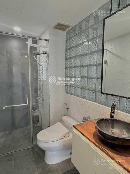 Cần bán cc xi grand court, lý thường kiệt, quận 10, dt 75m2, 2pn 2wc. giá 6,2 tỷ.  0939 271 ***