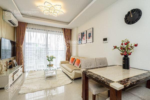 Cho thuê căn hộ kingdom 101 quận 10. dt 78m², 2pn  2wc. giá 16tr/th.  0939 271 *** (tài)