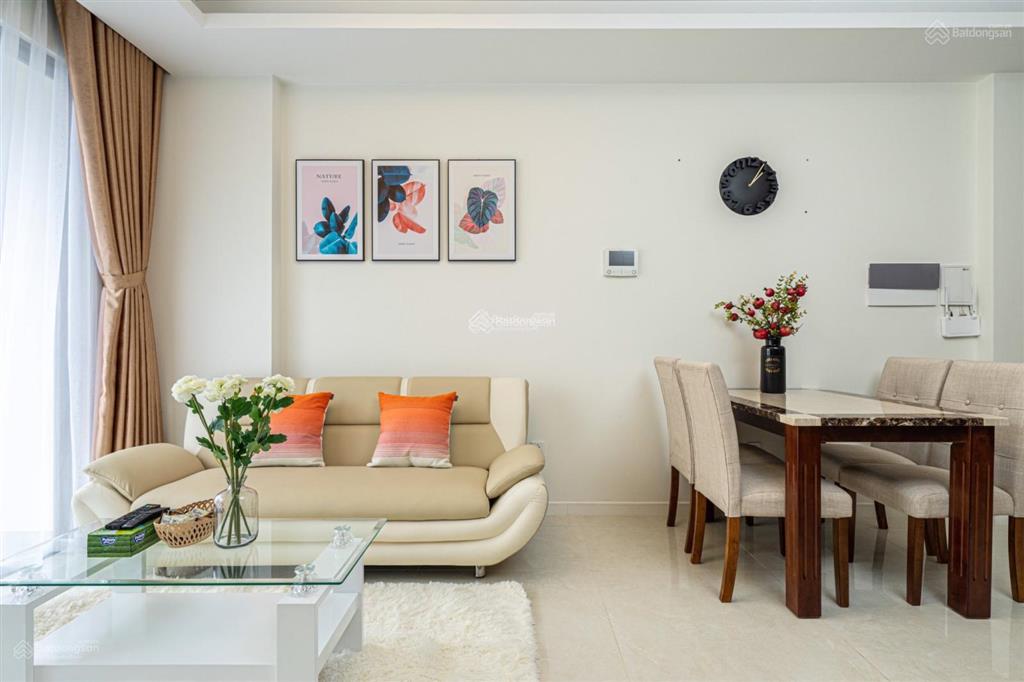 Cần cho thuê chung cư the flemington quận 11. dt 97m2 2pn, 2 toilet. giá 16tr/th.  0939 271 ***