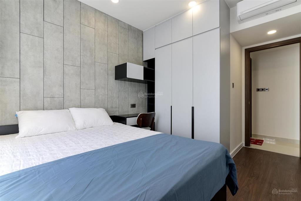 Cần cho thuê cc carillon 1, tân bình. dt 65m2, 2pn  1wc. giá 10 tr/th.  0939 271 *** (tài)