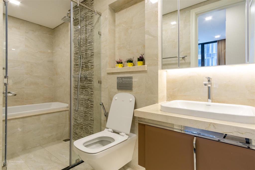 Cho thuê chcc terra royal. dt 72m2, 2pn, 2wc, giá 18tr/th. tại quận 3.  0939 271 *** (tài)