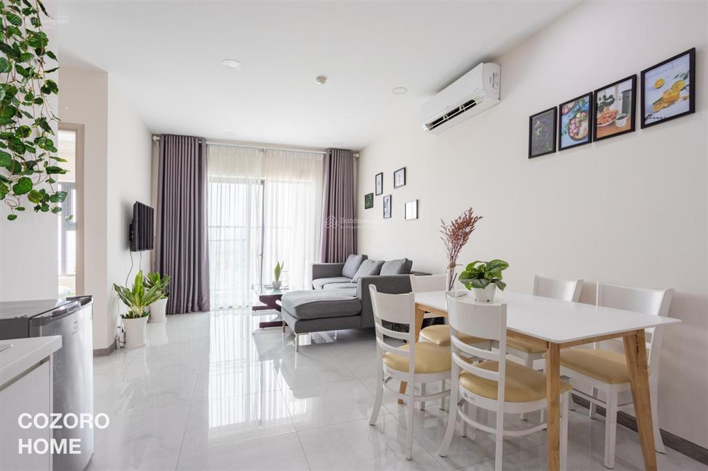 Cho thuê chcc terra royal. dt 72m2, 2pn, 2wc, giá 18tr/th. tại quận 3.  0939 271 *** (tài)
