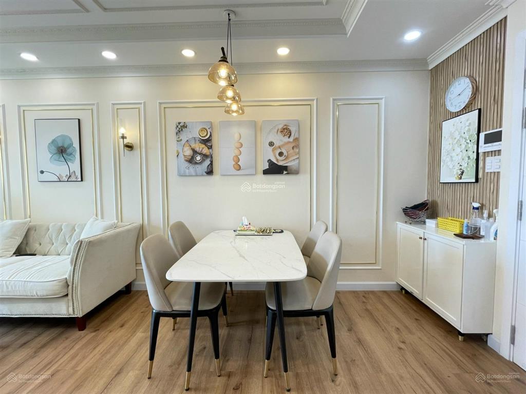 Cho thuê ch 2pn, 2wc, 81m2, tại kingston residence, phú nhuận.  0939 271 *** (tài)