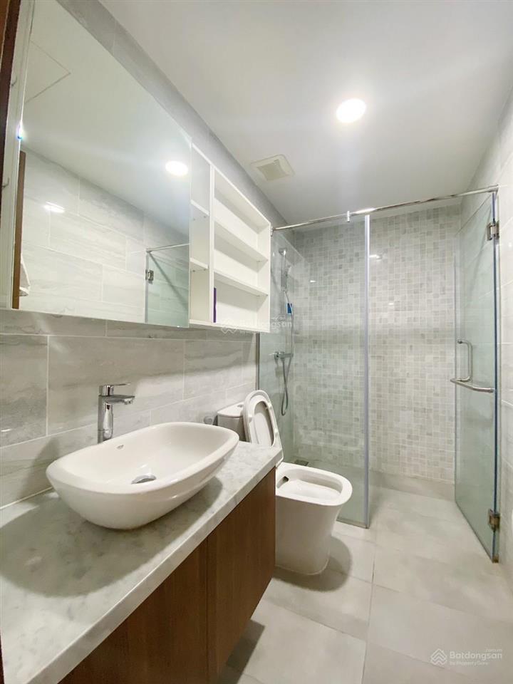Cho thuê chcc dhomme quận 6, dt 90m, 3 phòng ngủ  2wc, giá 17tr/tháng.  0939 271 *** (tài)