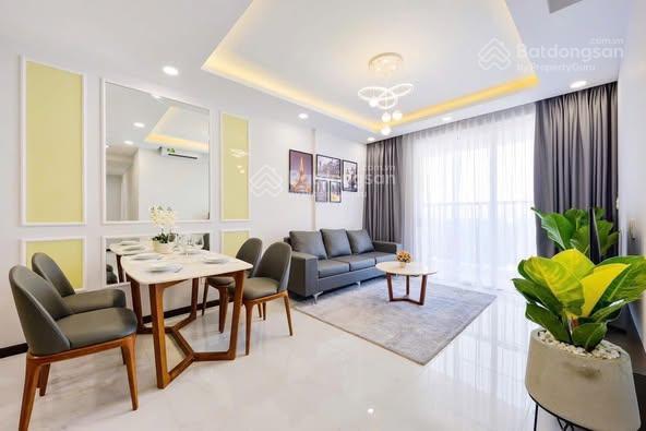 Cho thuê ch 2pn, 2wc, 75m2, 14 triệu tại the botanica, tân bình.  0939 271 *** (tài)