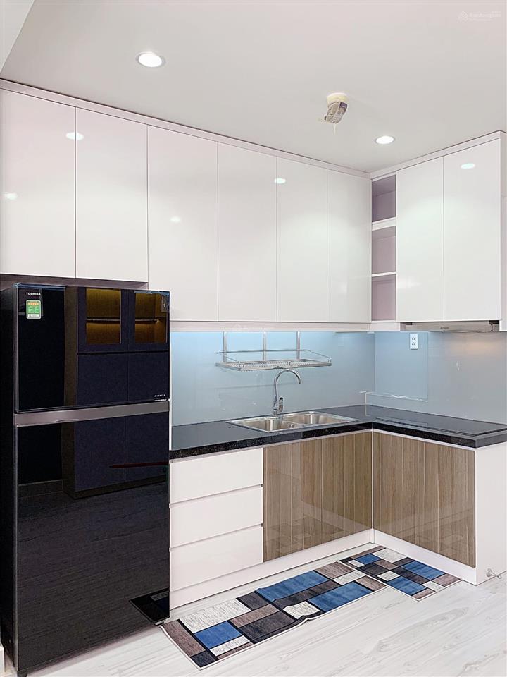 Cho thuê căn hộ chung cư 1pn, 1wc, 50m2 tại park legend, 11tr/th., view đẹp, nhiều tiện ích