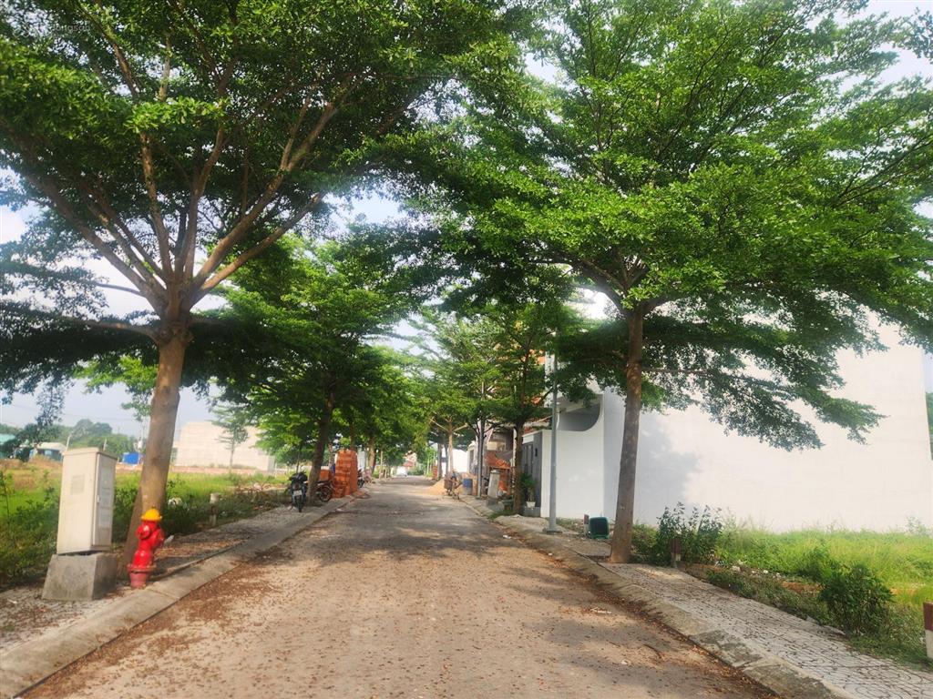 Khu dân cư tân phú trung liền kề vinhomes saigon (dt 87m)xây dựng tự do giá 2ty270tr.  0909 362 ***