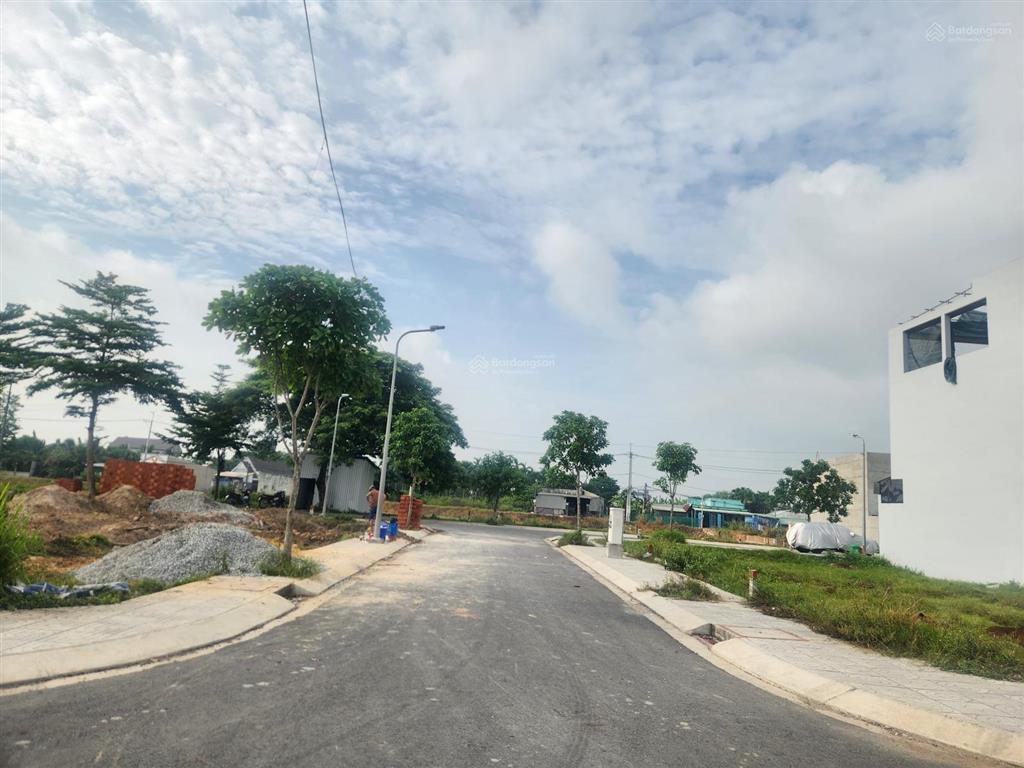 Khu dân cư tân phú trung liền kề vinhomes saigon (dt 87m)xây dựng tự do giá 2ty270tr.  0909 362 ***