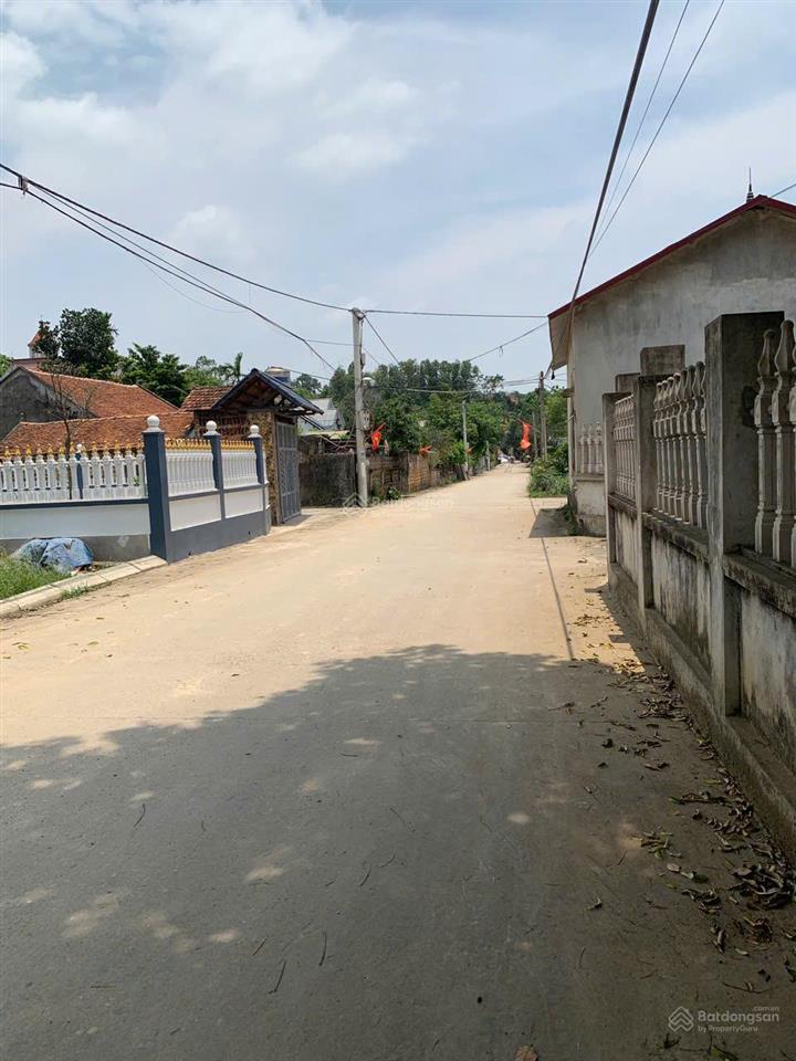 Cần tiền mở rộng xưởng sản xuất gỗ, tôi cần bán mảnh đất ở xuân mai chương mỹ hà nội. 100m2 giá 1tỷ