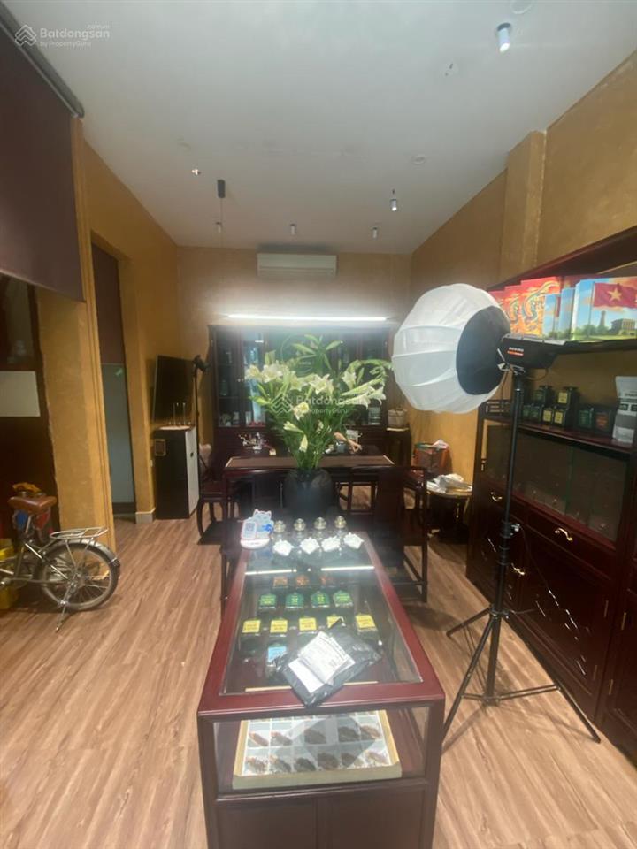 Hàng hiếm ! bán nhà chùa bộc  vip đống đa mặt ngõ oto kinh doanh gần phố hai thoáng trước sau!