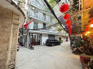 Bán nhà phạm ngọc thạch  vip đống đa  oto  gần phố  nhà dân xây chắc chắn  ô chờ thang máy !