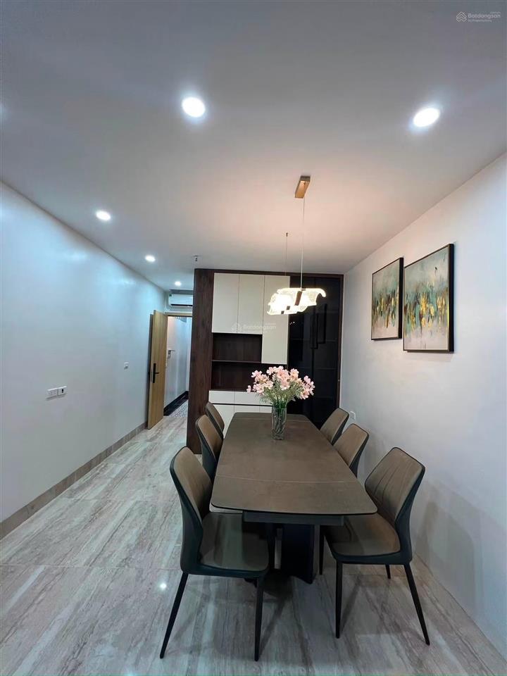 Siêu phẩm tây sơn 6 tầng thang máy ô tô  trung tâm đống đa full nội thất cao cấp