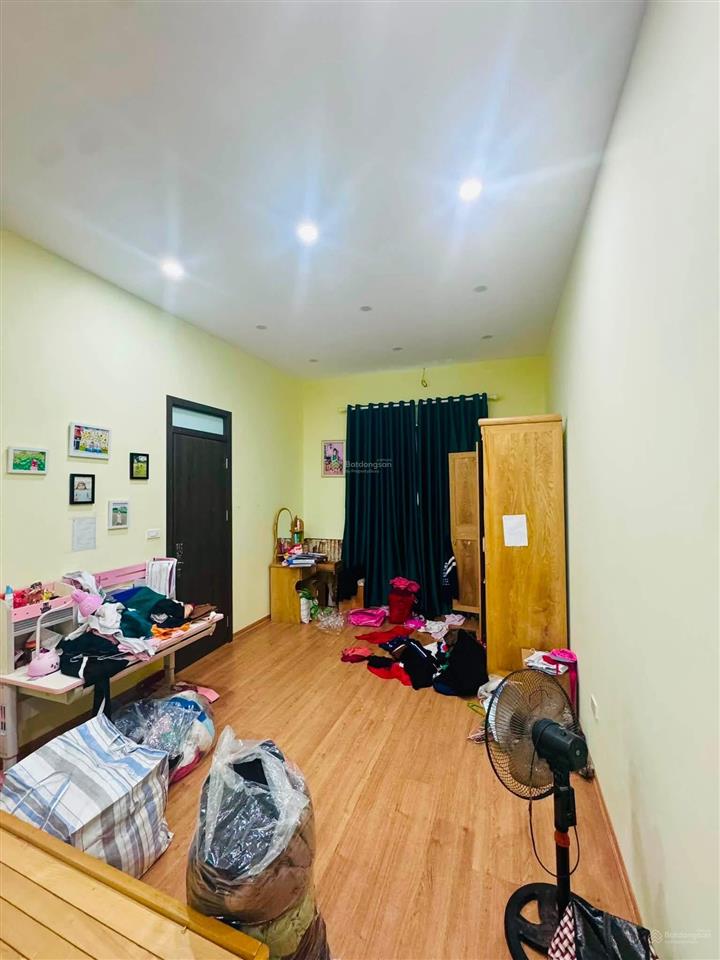 Chính chủ cần bán nhà đội cấn  trung tâm ba đình  giá đầu tư  gần oto  gần hồ đầm tròn