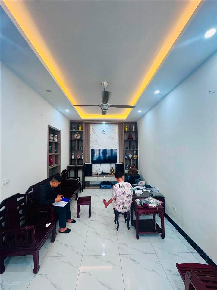 Chính chủ cần bán nhà đội cấn  trung tâm ba đình  giá đầu tư  gần oto  gần hồ đầm tròn