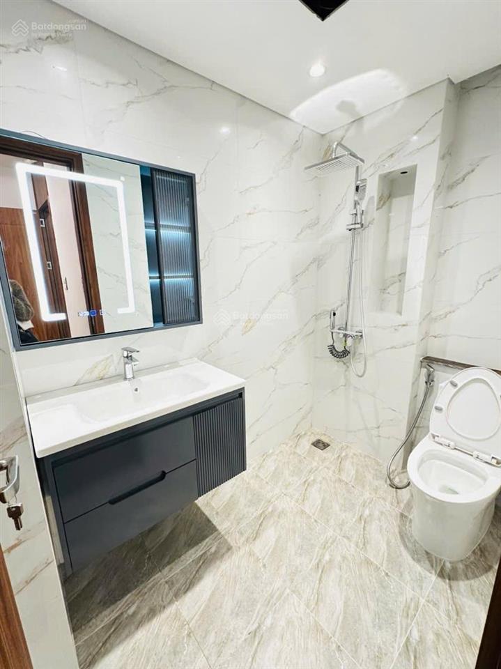 Chính chủ cần bán gấp  nhà mới 7 tầng đống đa  thang máy  ngõ thông kinh doanh  50m ra phố!