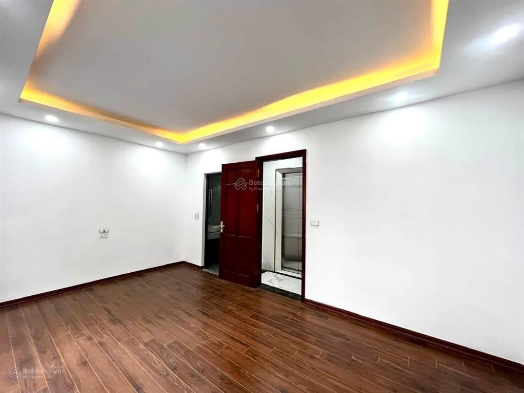 Siêu phẩm 6 tầng thang máy đống đa  thang máy xịn xò  ngõ nông gần phố  giá chỉ nhỉnh 9 tỷ !
