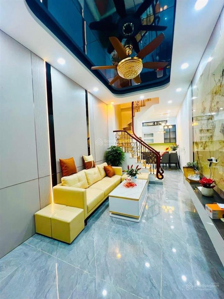 Siêu phẩm ba đình  40m ra ô tô  full nội thất  đẹp như khách sạn  2 mặt thoáng