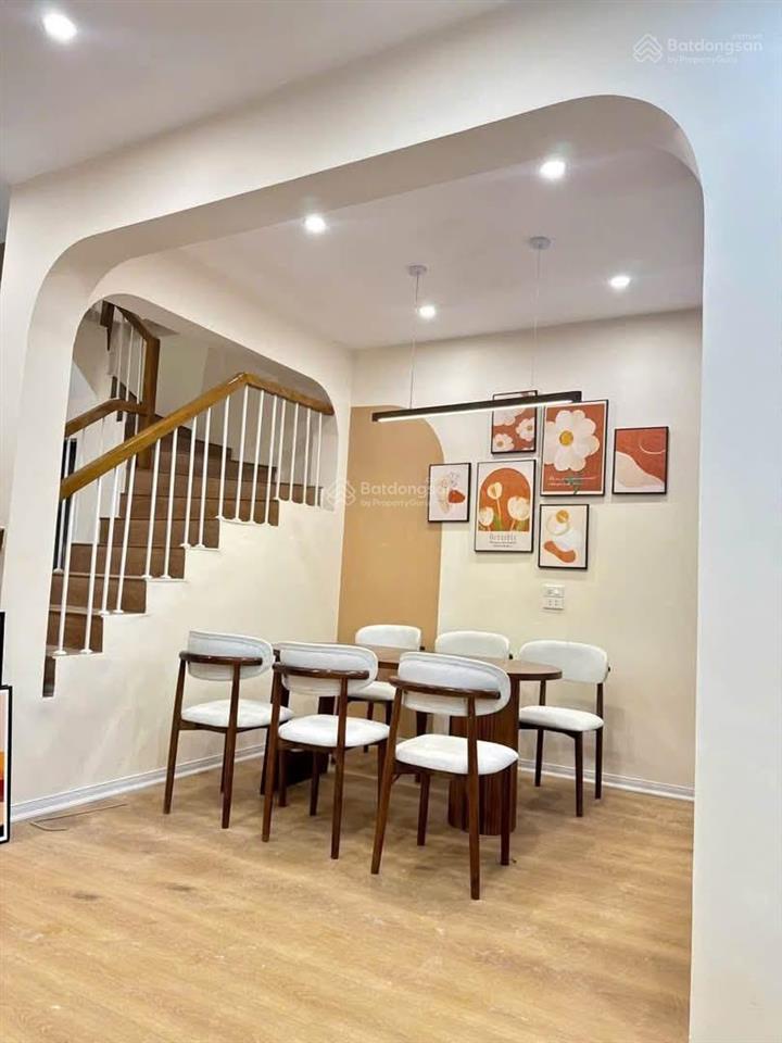 Hàng hiếm tại phố kim mã, 13,8 tỷ, 55m2, 4pn, 3wc, thiết kế hiện đại, full nội thất, ngõ thông!