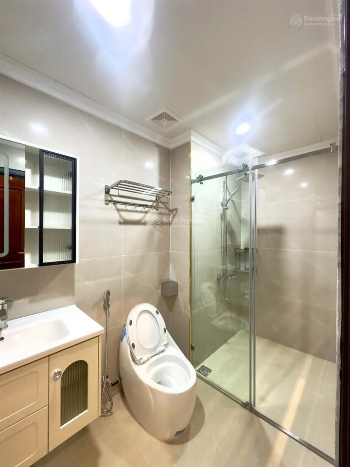 Siêu phẩm xây mới 100%  lô góc 2 thoáng  6 tầng thang máy  trung tâm quận ba đình