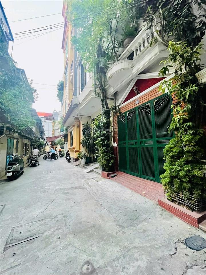 Trung tâm đống đa  phân lô ô tô đỗ cửa, chui thẳng nhà  nhà dân xây kcbt!