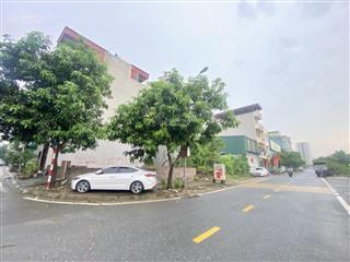 Bán đất phân lô việt hưng 90m2 lô góc gần công viên, trường, chợ, đường vỉa hè 12m