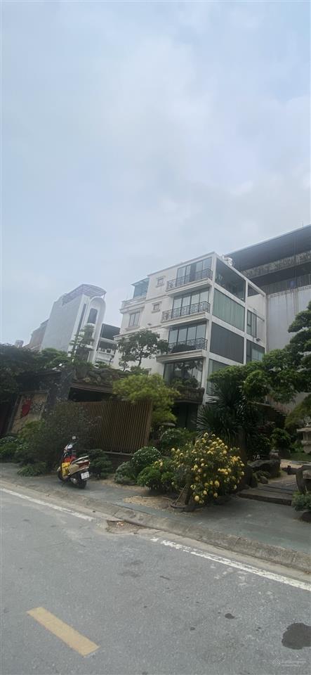 Hiếm lô góc việt hưng dt 96m2, 5 tầng, mt 20m, vị trí kinh doanh, gần công viên, vinhomes