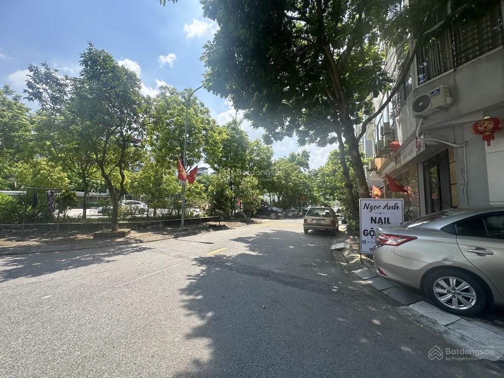 Bán đất phân lô việt hưng 90m2 lô góc gần công viên, trường, chợ, đường vỉa hè 12m