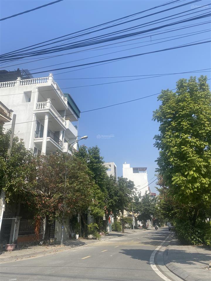 Chính chủ bán nhà việt hưng dt 95m2, 5 tầng, mt 7.5m, vị trí kinh doanh, gần công viên.