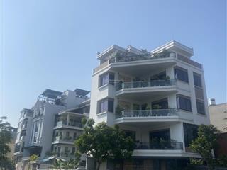 Chính chủ bán nhà việt hưng dt 95m2, 5 tầng, mt 7.5m, vị trí kinh doanh, gần công viên.
