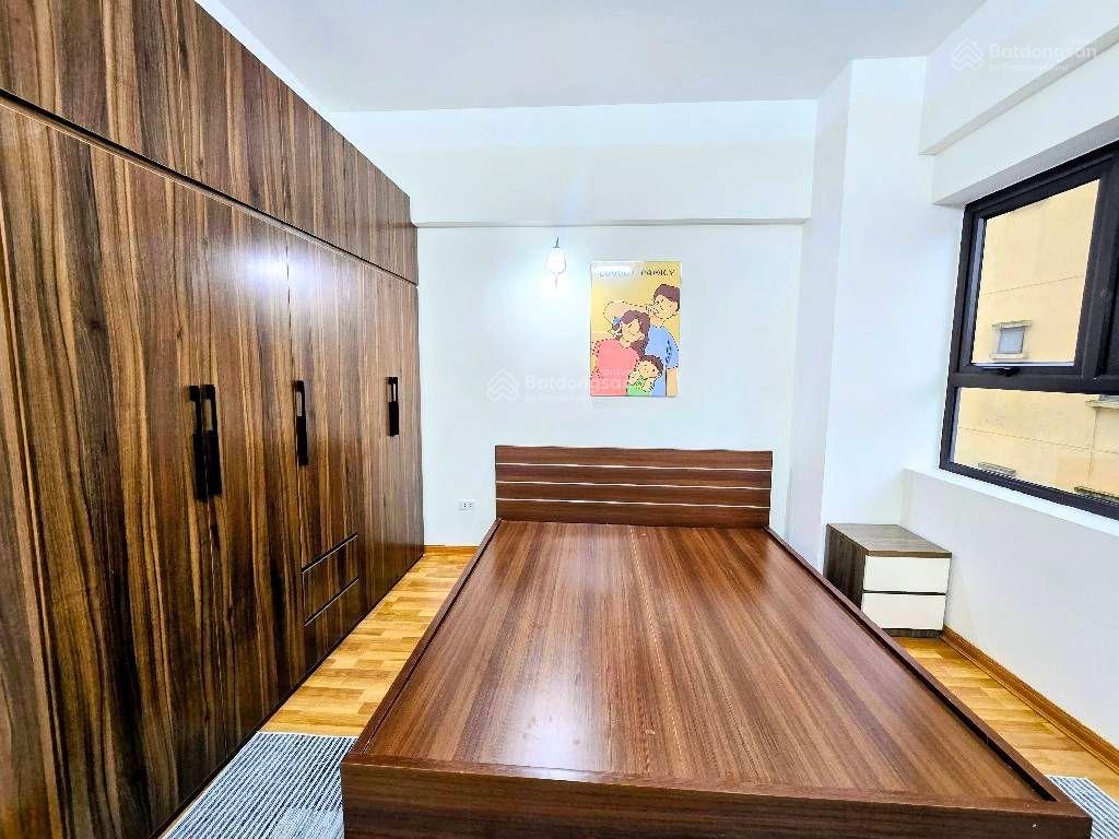 Hiếm việt hưng lô góc 6 tầng, 45m, ba thoáng gần ô tô, trường chợ, gần công viên, hồ điều hòa,