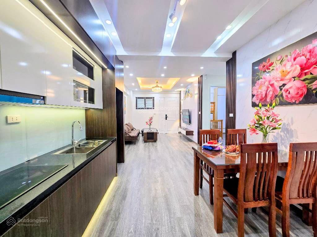 Hiếm việt hưng lô góc 6 tầng, 45m, ba thoáng gần ô tô, trường chợ, gần công viên, hồ điều hòa,