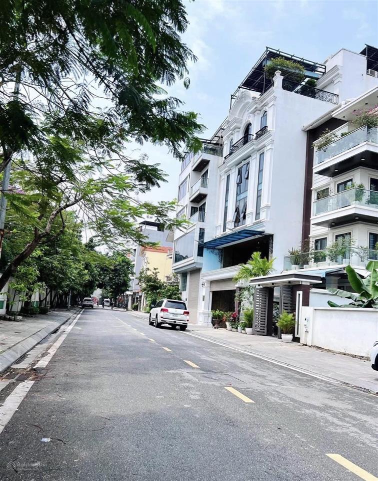 Chính chủ cần bán gấp 90m² đất lô góc việt hưng, gần công viên, trường, chợ, vinhomes