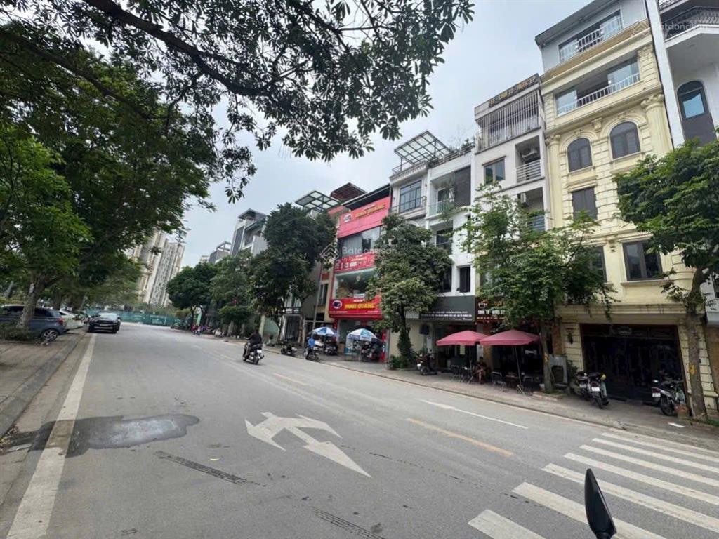 Cần bán gấp mảnh đất việt hưng dt 85m² đất, mt 4,5m vị trí kinh doanh, gần công viên