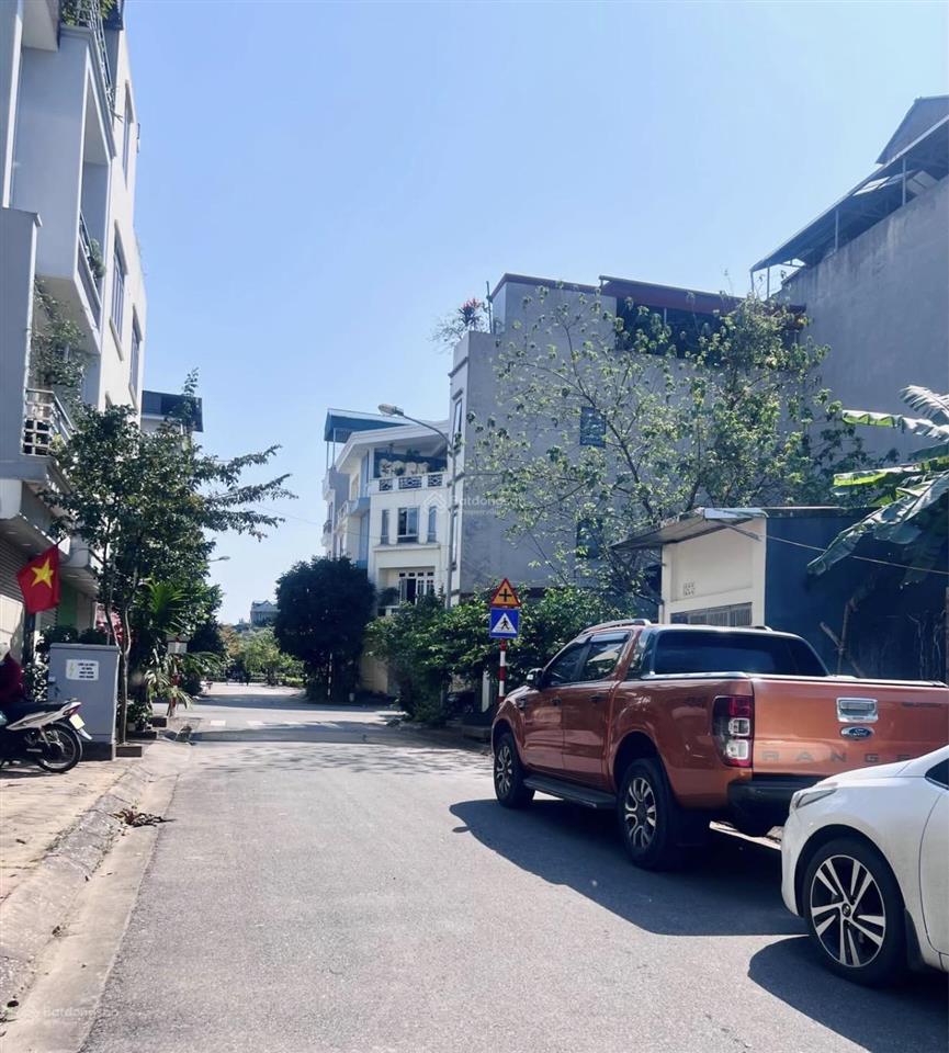 Cần bán gấp mảnh đất việt hưng dt 75m2, mt 5m, khu đấu giá, gần vinhomes, công viên long biên.