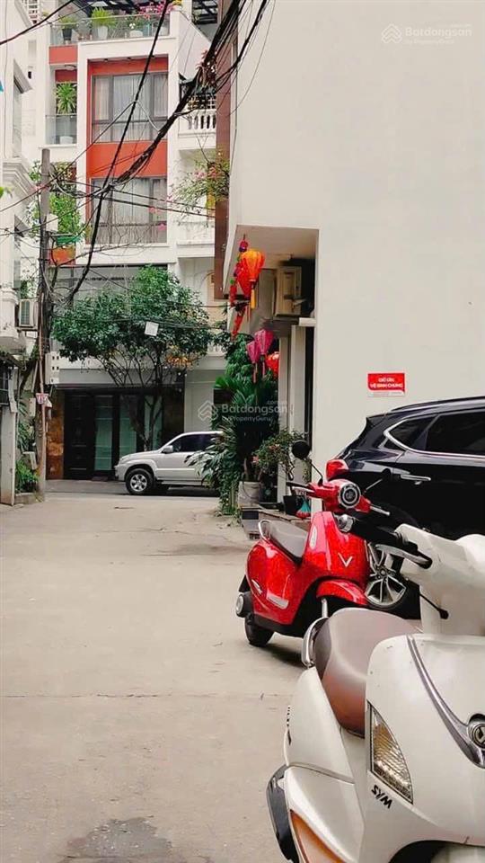 Cần bán gấp nhà 5 tầng, 35m2 full nội thất, gần ô tô, trường, công viên, chợ, nằm trong lõi khu tđc