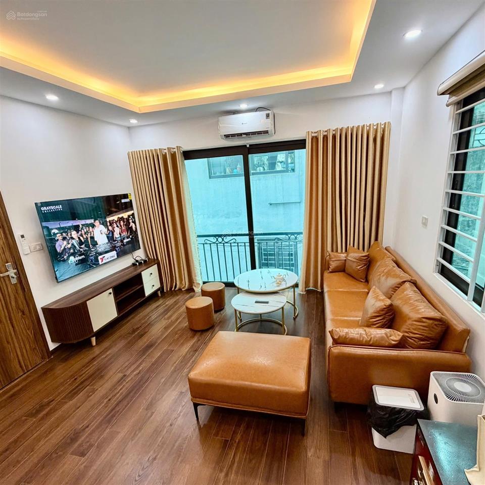 Hiếm việt hưng lô góc 6 tầng, 45m2, ba thoáng gần ô tô, trường chợ, gần công viên, hồ điều hòa