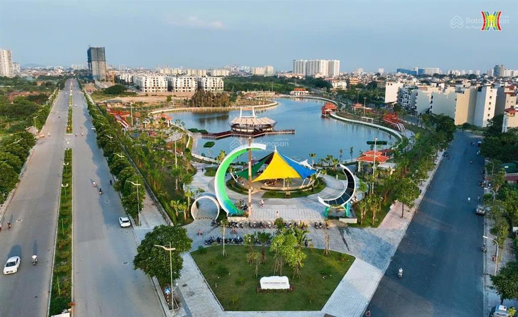 Chính chủ gia đình cần bán mảnh đất 78m2, mt 5.3m lô góc tái định cư ngọc thụy, gần công viên.