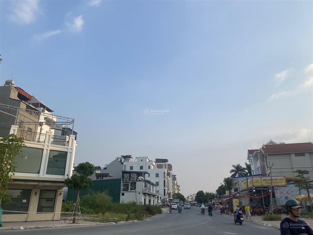 Chính chủ gia đình cần bán mảnh đất 78m2, mt 5.3m lô góc tái định cư ngọc thụy, gần công viên.