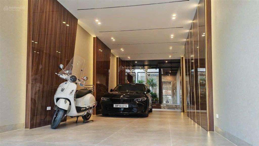 Bán gấp nhà 7 tầng việt hưng dt 100m2, full nội thất, gara, gần bigc, vinhomes.