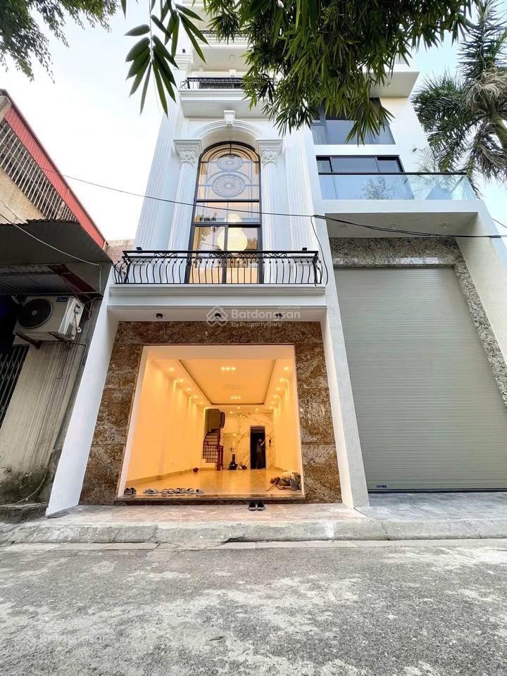 Cần bán gấp nhà việt hưng dt 58m2, 7 tầng thang máy, full nội thất, gần trường, công viên, vinhomes