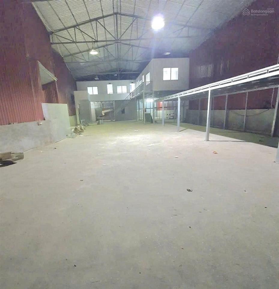 Cho thuê kho xưởng sát khu linh đàm, dtsd 600m, đất sổ đỏ, giá 46tr/th