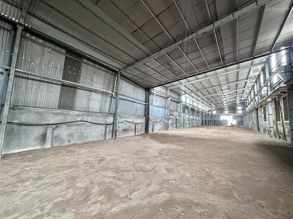 1350m2 kho xưởng cổ loa, đông anh cần cho thuê, sẵn cầu trục, giá 78tr/th