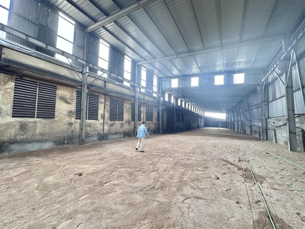 1350m2 kho xưởng cổ loa, đông anh cần cho thuê, sẵn cầu trục, giá 78tr/th