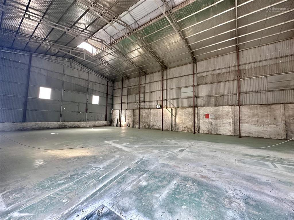 2300m kho xưởng xã vĩnh thanh mới cần cho thuê, có chia lẻ, xuất vat, giá 230tr/th