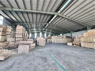 1200m2 kho xưởng khu vực mai lâm cần cho thuê, container đỗ, giá 70 nghìn/m2/tháng