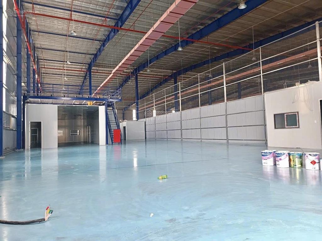 12000m2 kho xưởng kcn nguyên khê, có cắt lẻ cho thuê, pccc tự động, giá 130 nghìn/m2/tháng