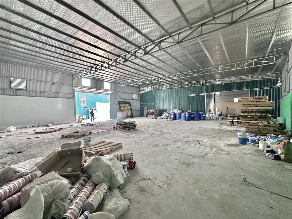 310m² kho xưởng khu vực giáp chợ thạch bàn cho thuê, giá 100k/m²